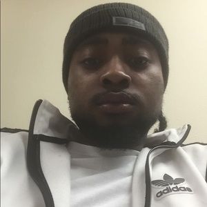 Meet your Posher, Devonte